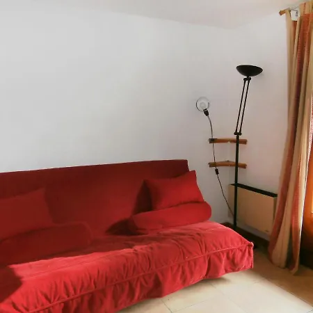 Apartment Studio La Piste-1 *