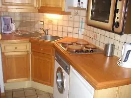 Apartment Studio La Piste-1 *
